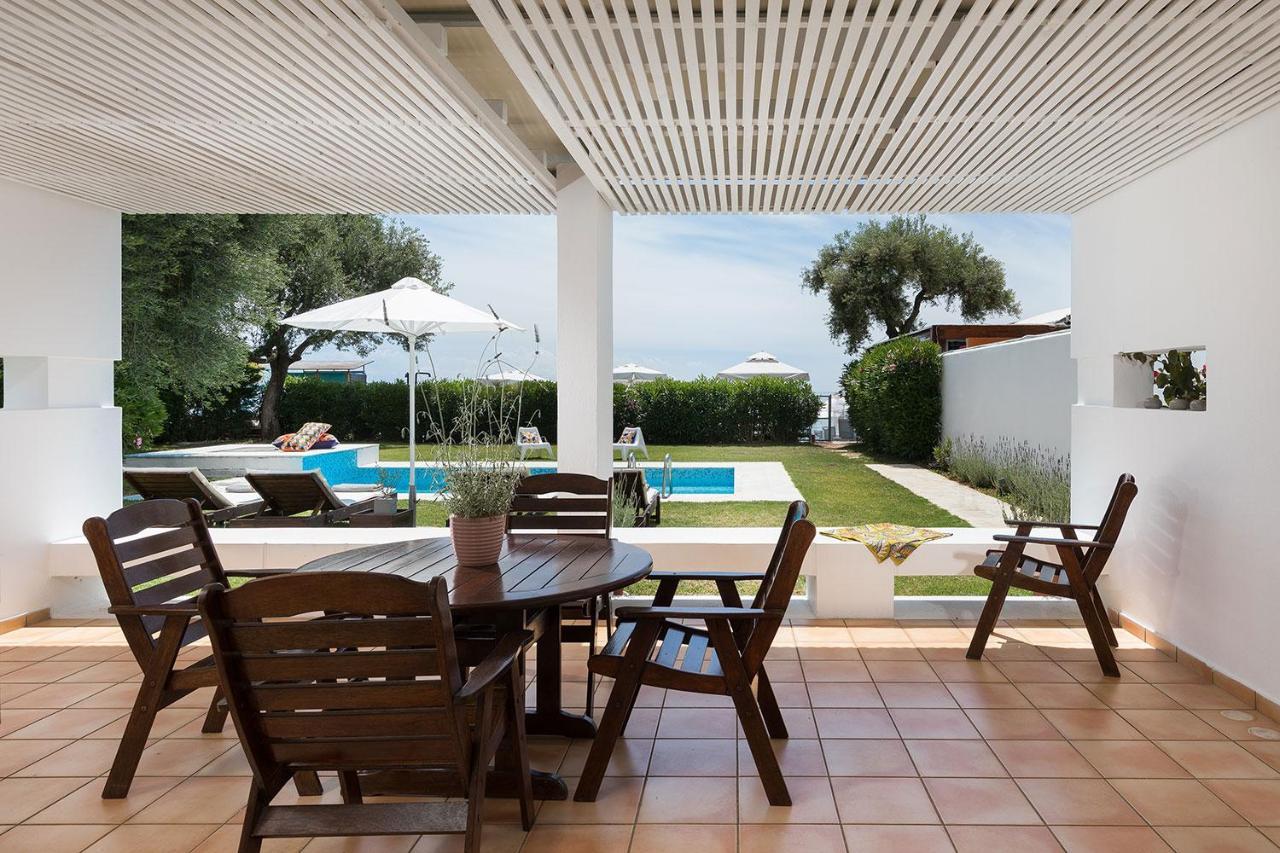 Villa Piedra Del Mar Beachfront By Villa2Be Barbati Exterior photo