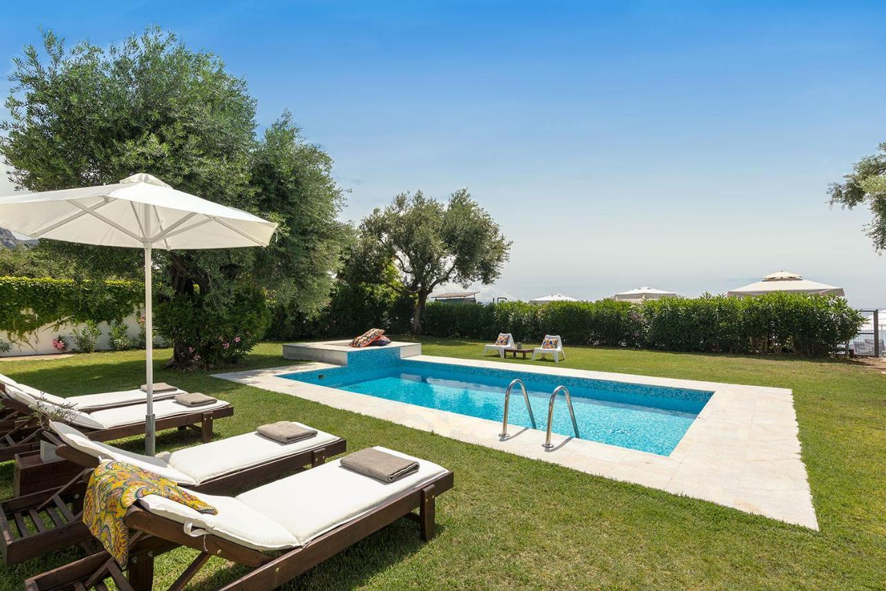 Villa Piedra Del Mar Beachfront By Villa2Be Barbati Exterior photo