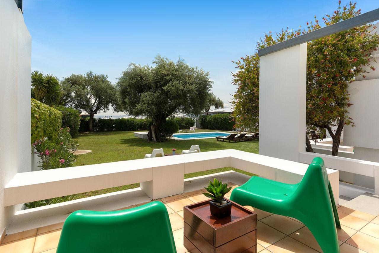 Villa Piedra Del Mar Beachfront By Villa2Be Barbati Exterior photo